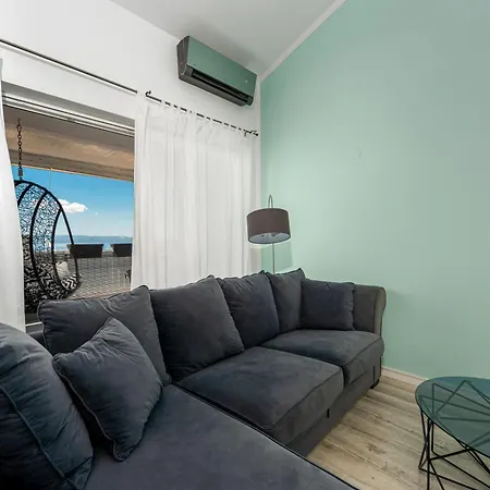 Sea Breeze Makarska-3br, Sea View & Prime Location * Makarska