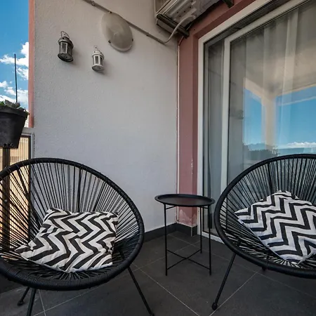 Apartman Aurea Mare Makarska-3Br, Sea View & Prime Location Makarska