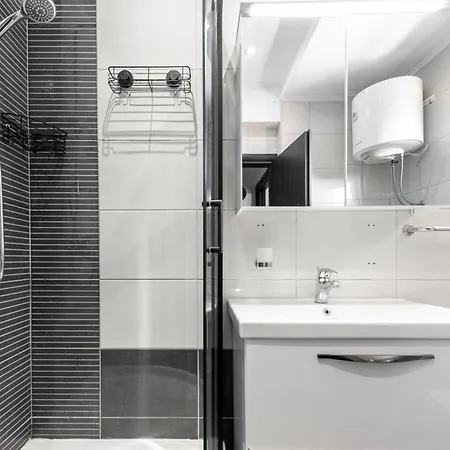 Apartman Aurea Mare Makarska-3Br, Sea View & Prime Location *