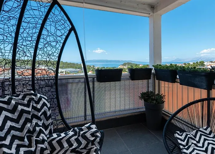 Apartman Sea Breeze Makarska-3br, Sea View & Prime Location *