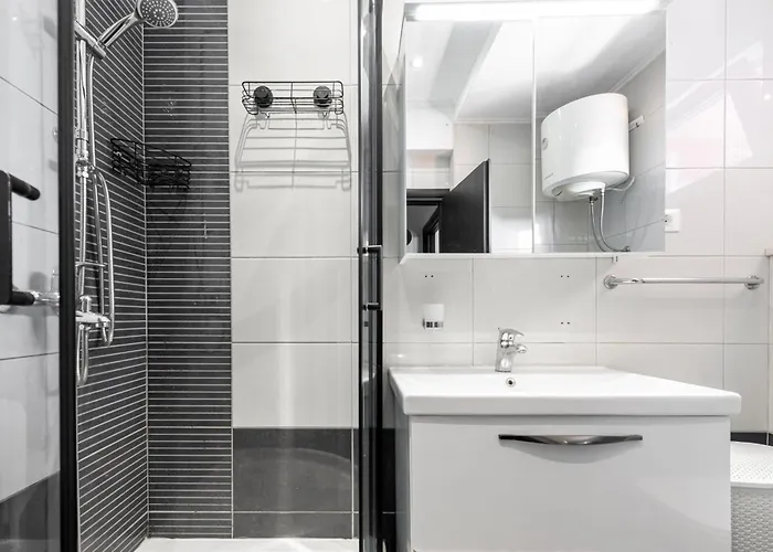 Apartman Sea Breeze Makarska-3br, Sea View & Prime Location *