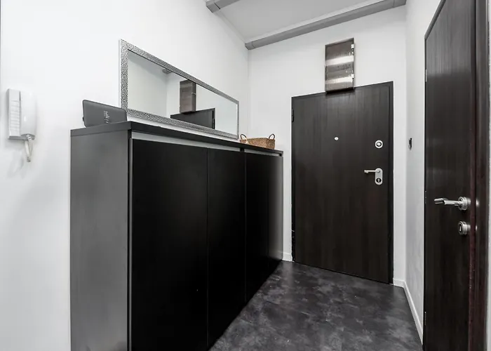 Sea Breeze Makarska-3br, Sea View & Prime Location