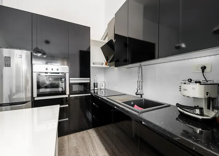 Apartman Sea Breeze Makarska-3br, Sea View & Prime Location *